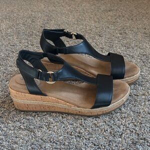 Giani Bernini Black Leather Cork Wedges